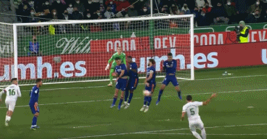 小团队如何抗衡巨头？以技术换人力《ARC》终获成功！